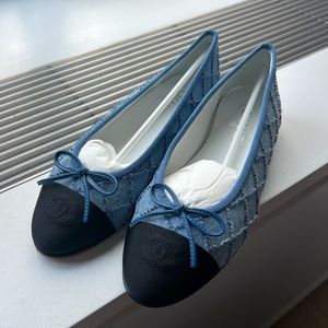 Chanel denim cap toe ballet flats 39.5